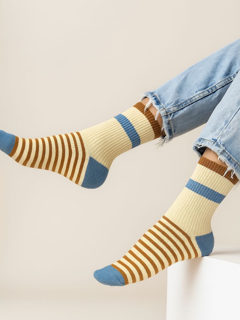 Throw Back Threads Socks