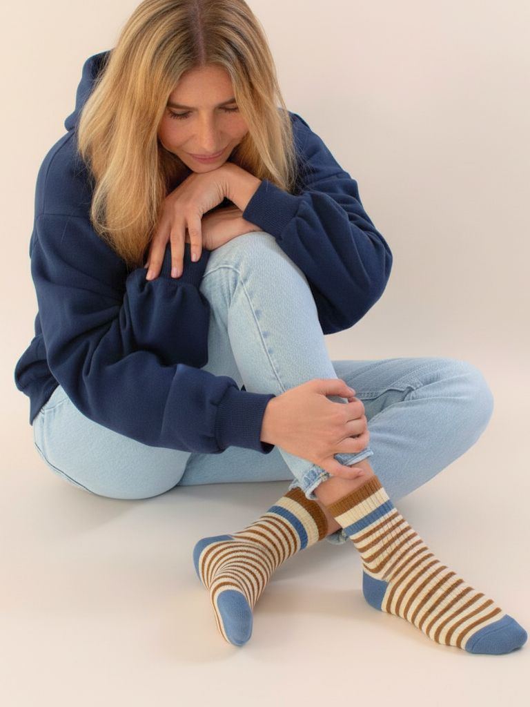 Throw Back Threads Socks